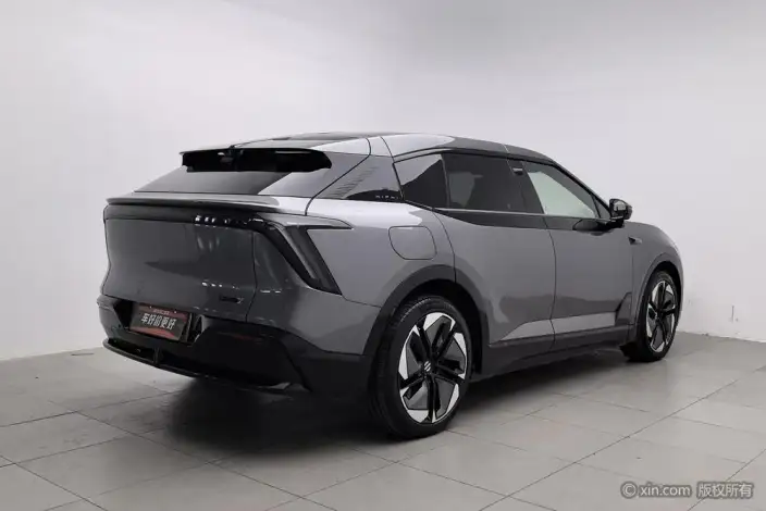 HiPhi HiPhi Y 2023 Model 560km Elite Edition – фото 4