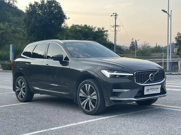 Volvo XC60 PHEV 2022 Model T8 4WD Long Battery Life Pro Smart Elegance Deluxe Edition – фото 3