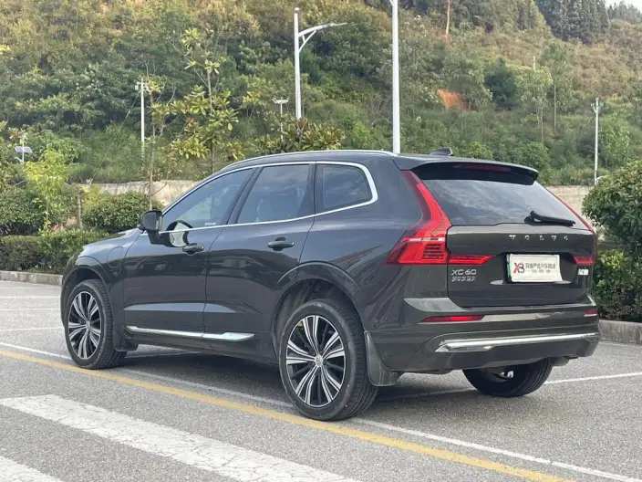 Volvo XC60 PHEV 2022 Model T8 4WD Long Battery Life Pro Smart Elegance Deluxe Edition – фото 5