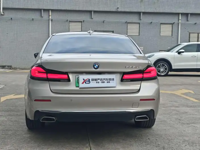 BMW 5 Series PHEV 2022 Model Facelift II 535Le Luxury Set – фото 5