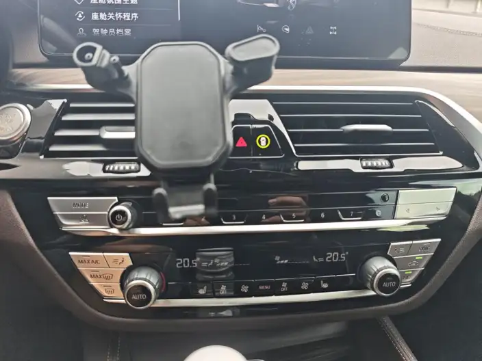 BMW 5 Series PHEV 2022 Model Facelift II 535Le Luxury Set – фото 8