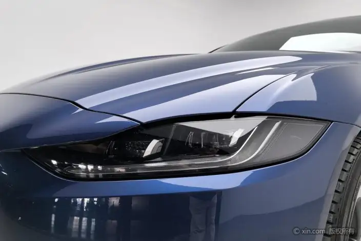 Jaguar XE L 2021 Model 2.0T 250PS R-DYNAMIC S Enterprising Sports Edition – фото 7