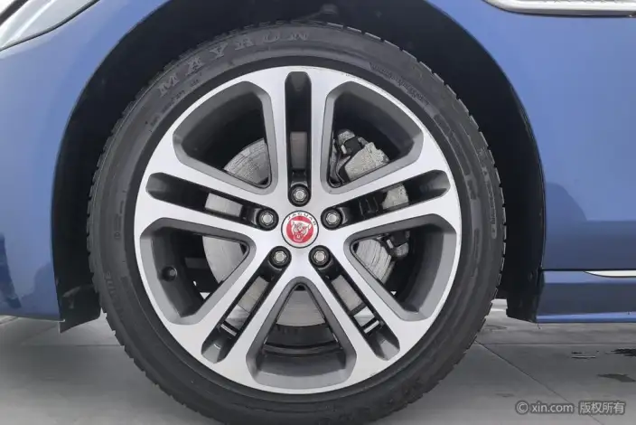 Jaguar XE L 2021 Model 2.0T 250PS R-DYNAMIC S Enterprising Sports Edition – фото 8