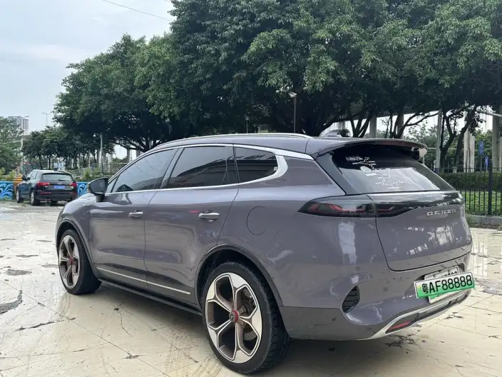 Denza X PHEV 2020 Model 2.0T Ultimate Edition – фото 5