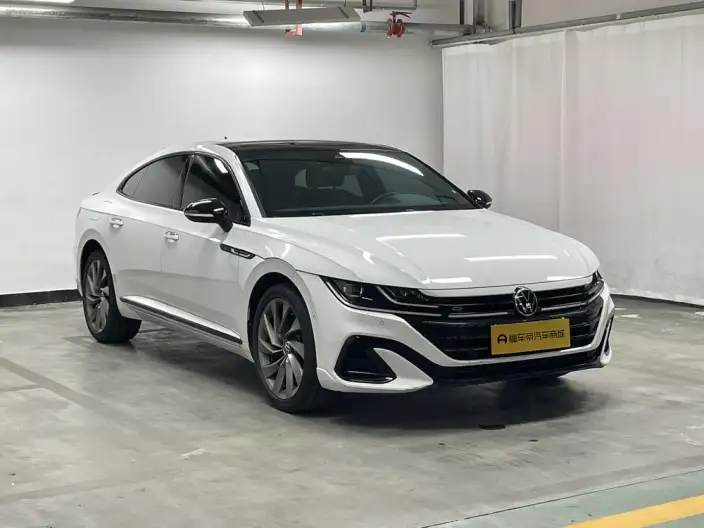 Volkswagen CC 2023 Model 380TSI Eye-catching version – фото 3