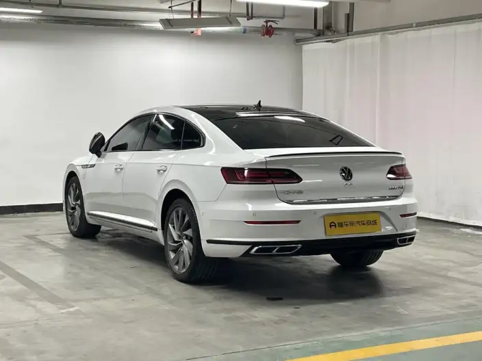 Volkswagen CC 2023 Model 380TSI Eye-catching version – фото 5