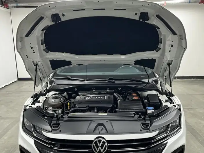 Volkswagen CC 2023 Model 380TSI Eye-catching version – фото 10