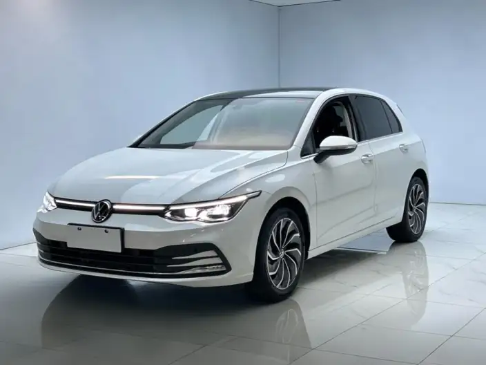 Volkswagen Golf 2021 Model 280TSI DSG 30th Anniversary Memorial Edition – фото 1