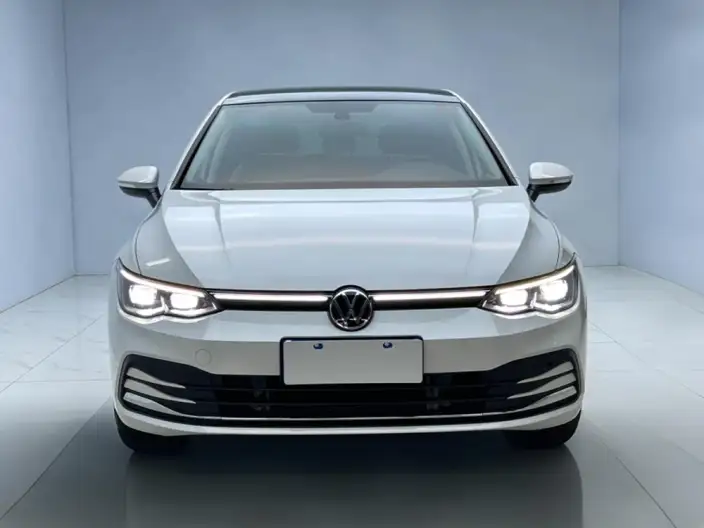 Volkswagen Golf 2021 Model 280TSI DSG 30th Anniversary Memorial Edition – фото 2