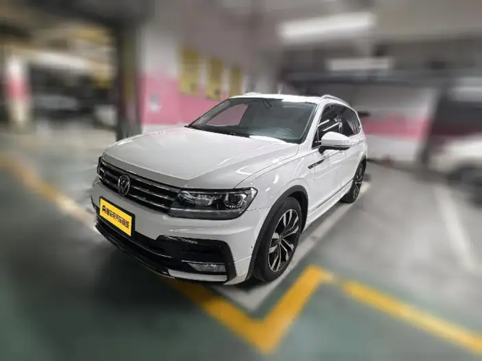 Volkswagen Tiguan L 2021 Model 330TSI Automatic 2WD R-Line Enjoy the version more – фото 1