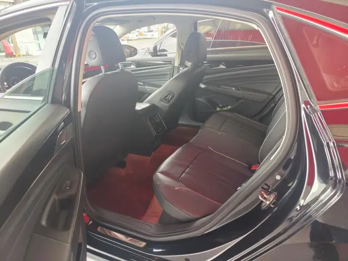 Volkswagen Passat 2022 Model 330TSI Starry sky Elite Edition – фото 8