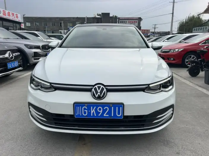 Volkswagen Golf 2021 Model 280TSI DSG Pro – фото 2