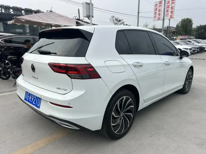 Volkswagen Golf 2021 Model 280TSI DSG Pro – фото 6