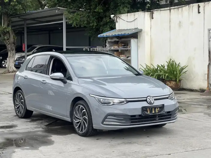 Volkswagen Golf 2023 Model 280TSI DSG Pro – фото 3