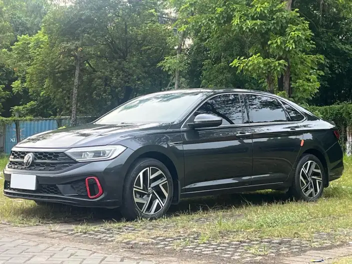 Volkswagen Sagitar 2023 Model 300TSI DSG Beyond Edition – фото 1