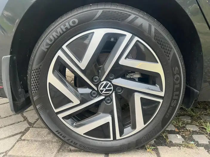 Volkswagen Sagitar 2023 Model 300TSI DSG Beyond Edition – фото 8