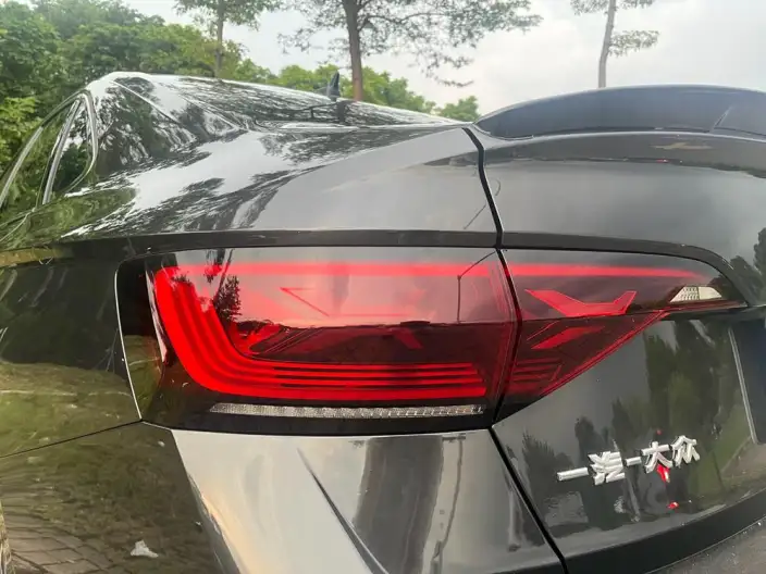 Volkswagen Sagitar 2023 Model 300TSI DSG Beyond Edition – фото 10