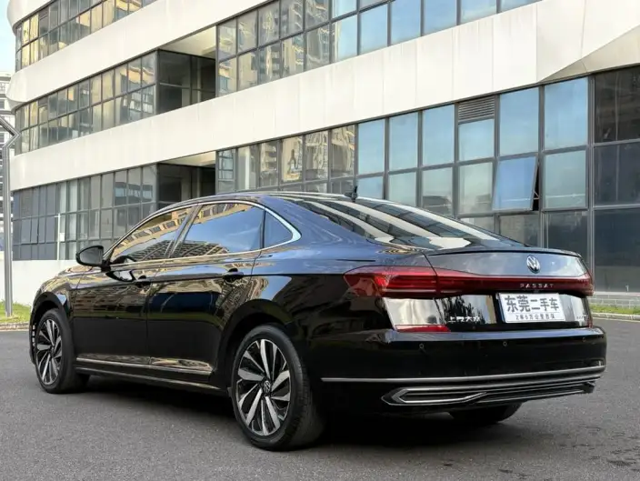 Volkswagen Passat 2023 Model Facelift 330TSI Elite Edition – фото 5