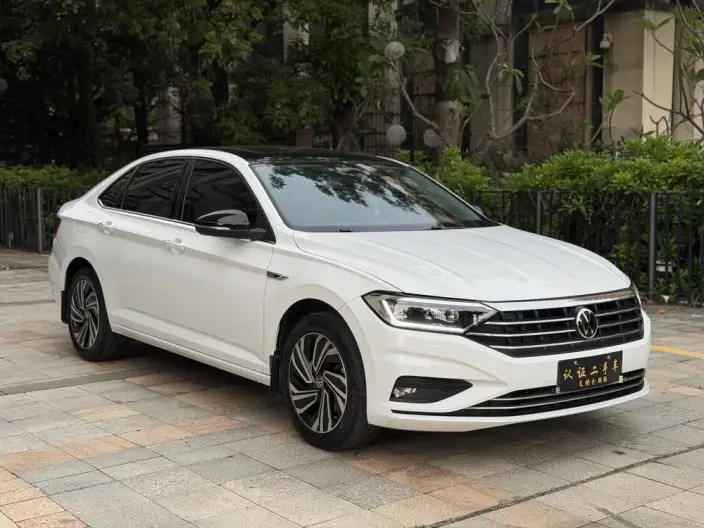 Volkswagen Sagitar 2022 Model 280TSI DSG Flying Version – фото 3