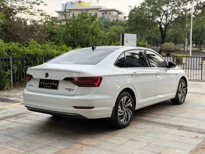 Volkswagen Sagitar 2022 Model 280TSI DSG Flying Version – фото 6