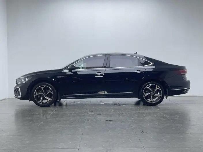 Volkswagen Passat 2024 Model 330TSI Starry sky Elite Edition – фото 4