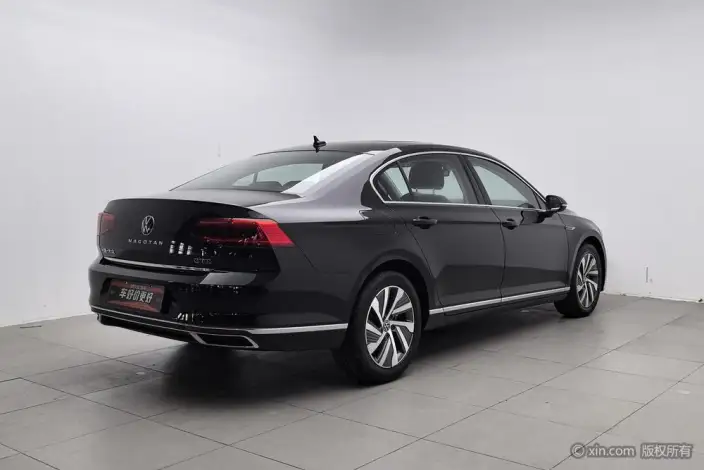 Volkswagen Magotan PHEV 2022 Model Luxury Model – фото 4