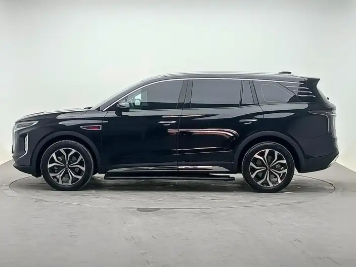 Hongqi HS7 2023 Model 2.0T 4WD Flag Enjoy Edition 6 seat