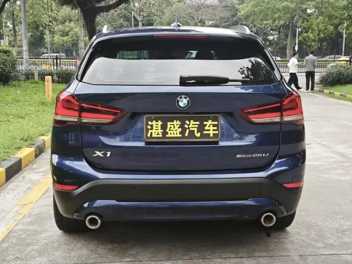 BMW X1 2020 Model sDrive25Li Leading Model – фото 5
