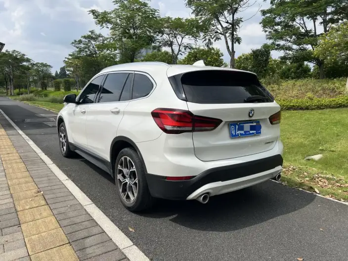 BMW X1 2022 Model sDrive25Li Leading Model – фото 5