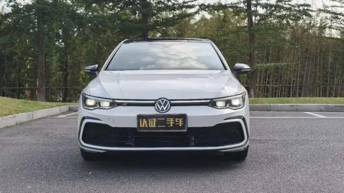 Volkswagen Golf 2021 Model 280TSI DSG R-Line – фото 2