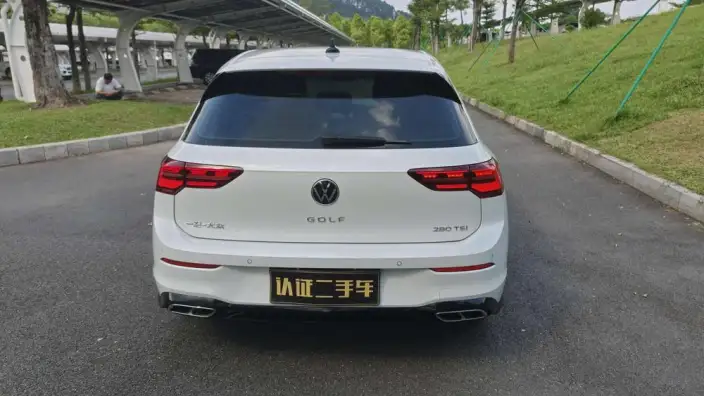 Volkswagen Golf 2021 Model 280TSI DSG R-Line – фото 5