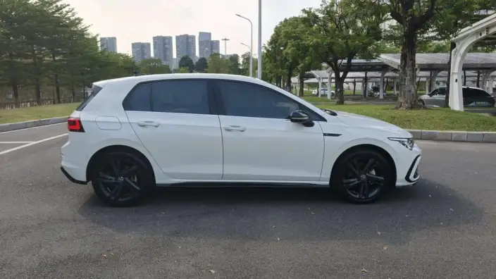 Volkswagen Golf 2021 Model 280TSI DSG R-Line – фото 7