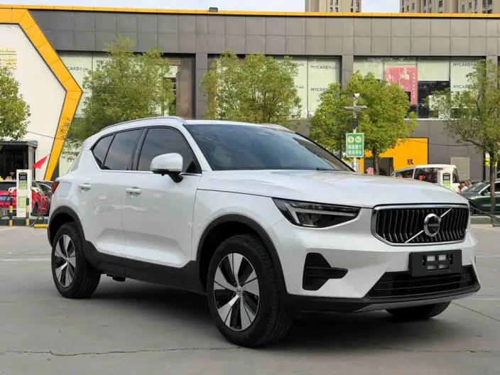 Volvo XC40 2023 Model B3 Zhixing Fashion Edition – фото 3