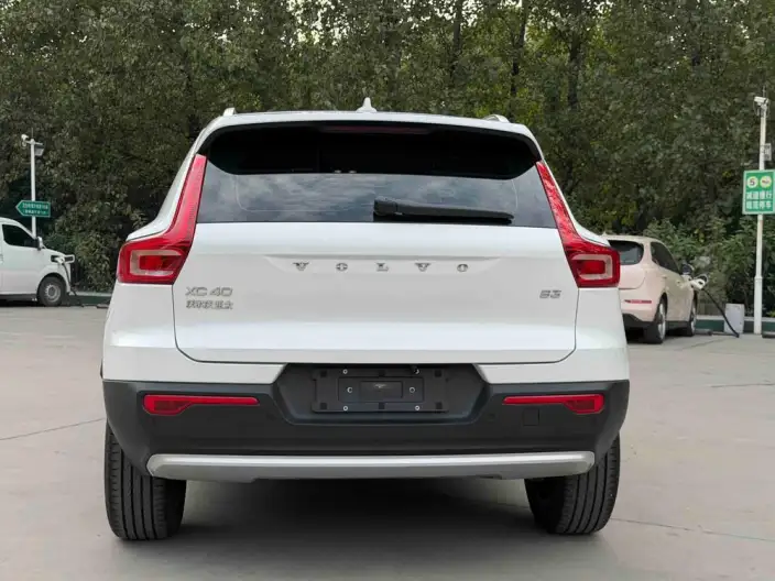 Volvo XC40 2023 Model B3 Zhixing Fashion Edition – фото 5