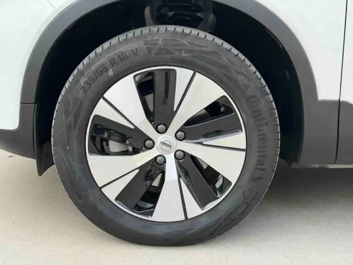 Volvo XC40 2023 Model B3 Zhixing Fashion Edition – фото 9