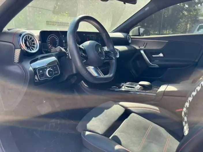 Mercedes-Benz A-class 2023 Model A 200 L Sports sedan Fashion Edition – фото 6