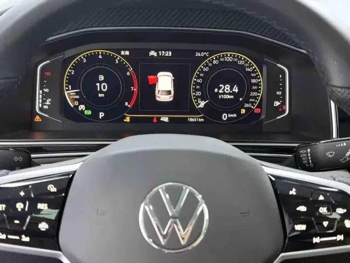 Volkswagen Tiguan L 2022 Model 330TSI Automatic 2WD R-Line Enjoy the version more – фото 5