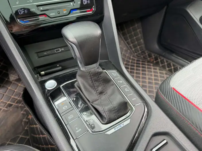 Volkswagen Tiguan L PHEV 2022 Model 430PHEV Plug-in hybrid Ultimate Edition – фото 10