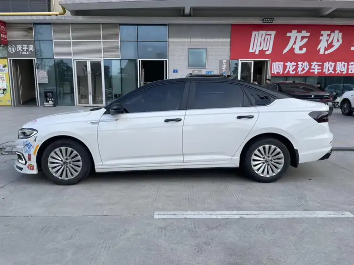 Volkswagen Lavida 2022 Model 280TSI DSG Comfort Edition – фото 3