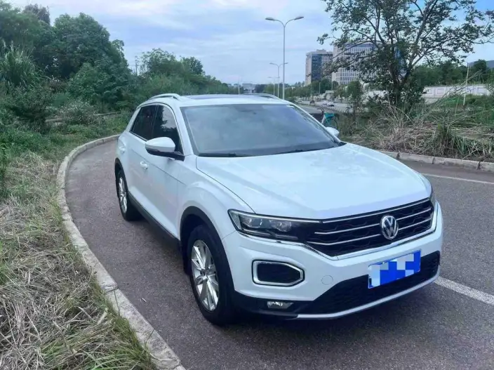 Volkswagen T-Roc 2020 Model 230TSI DSG 2WD Enterprising Model – фото 3