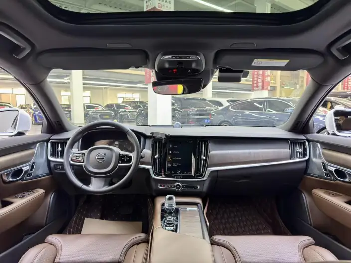 Volvo S90 2021 Model B5 Smart Elegance Deluxe Edition – фото 8