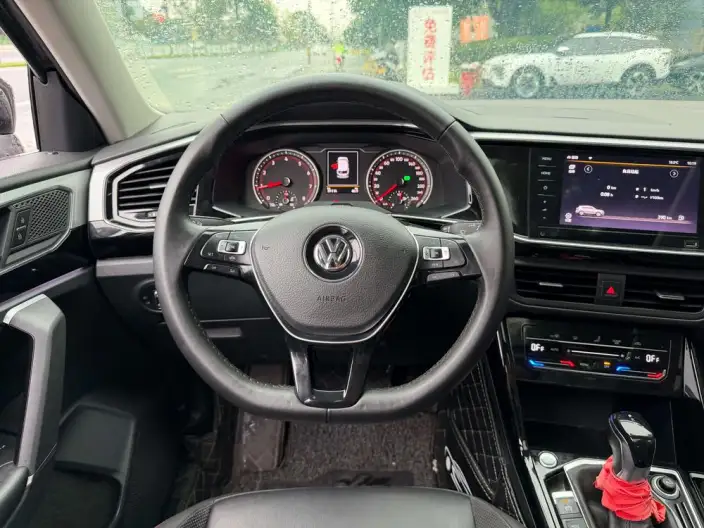 Volkswagen Tayron 2020 Model 330TSI Luxury Zhilian Edition – фото 9