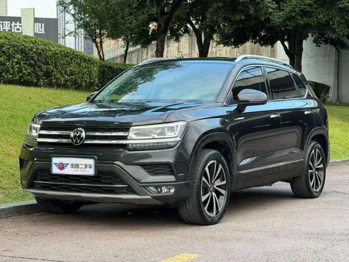 Volkswagen Tharu 2022 Model 330TSI 4WD Deluxe Edition – фото 1