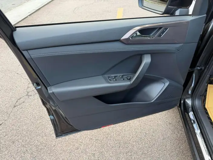 Volkswagen Tharu 2022 Model 330TSI 4WD Deluxe Edition – фото 6