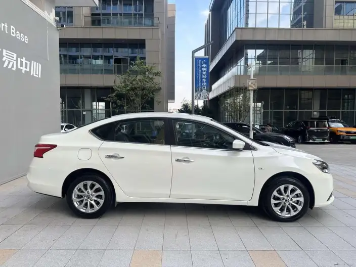 Nissan Sylphy 2022 Model Classic 1.6 XL CVT Deluxe Edition