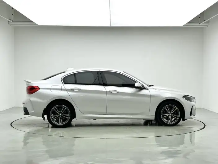 BMW 1 Series 2021 Model Facelift 120i M Sports Edition – фото 8