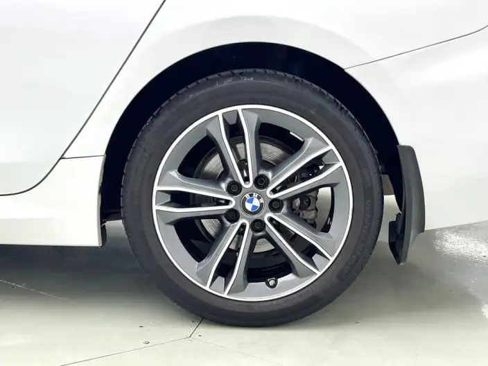 BMW 1 Series 2021 Model Facelift 120i M Sports Edition – фото 9