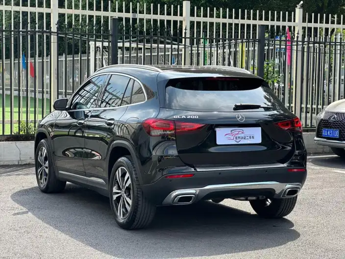 Mercedes-Benz GLA 2022 Model GLA 200 – фото 4