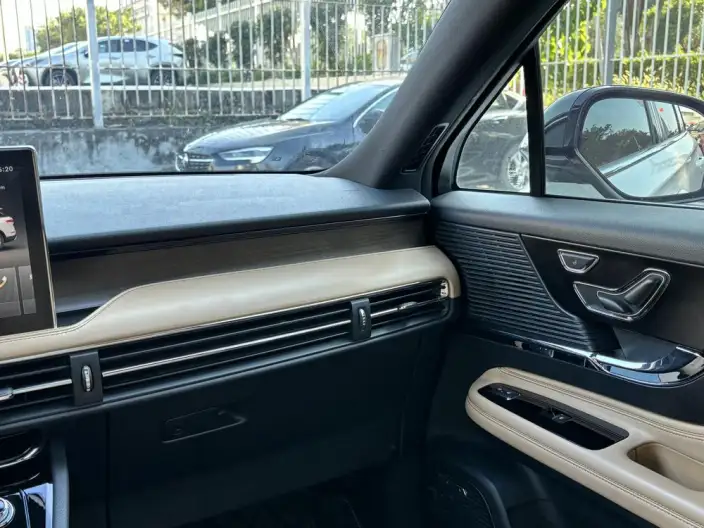 Lincoln Corsair 2020 Model 2.0T 2WD Zunya Edition – фото 9