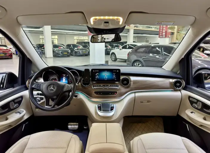 Mercedes-Benz V-Class 2021 Model V 260 L Long wheelbase Deluxe Edition – фото 8